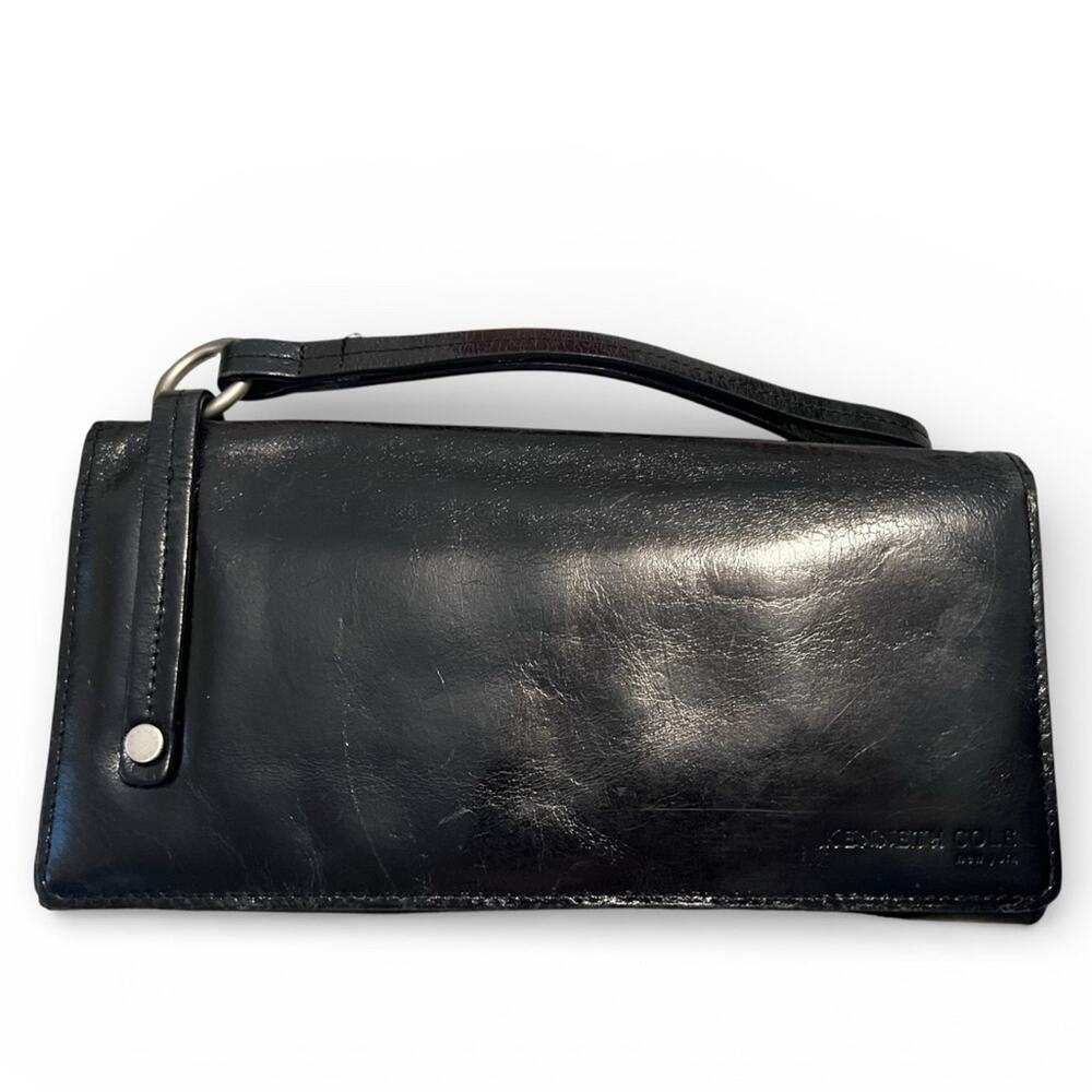 Kenneth Cole Black Genuine Leather Wristlet Clutch Wallet